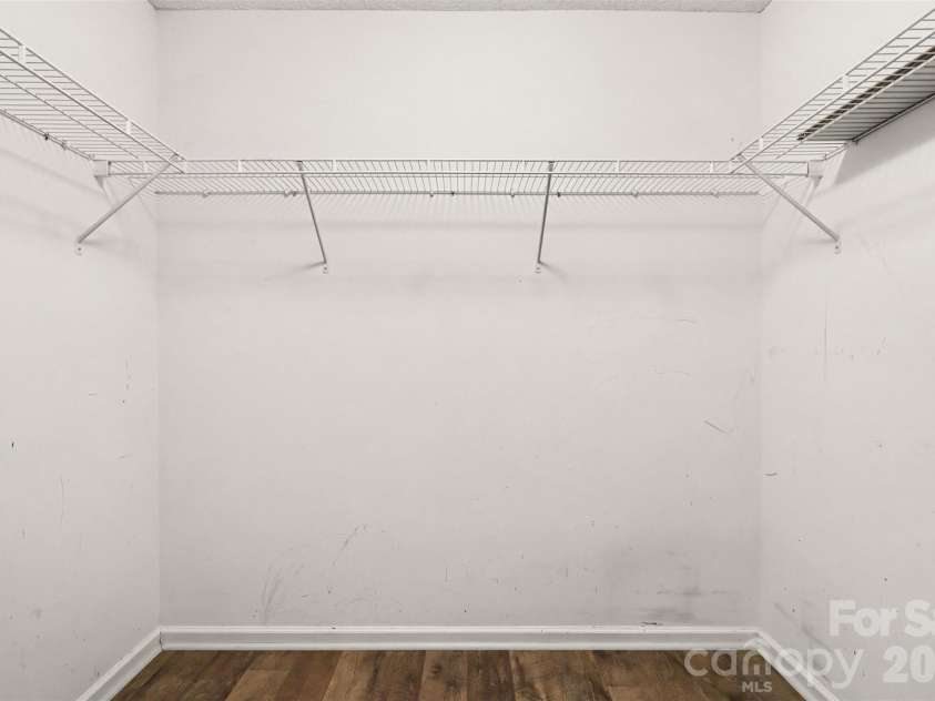 10150 Frosty Lane, Charlotte, NC 28216.  MLS# CAR4418979, YatesRealty ID 47606. 