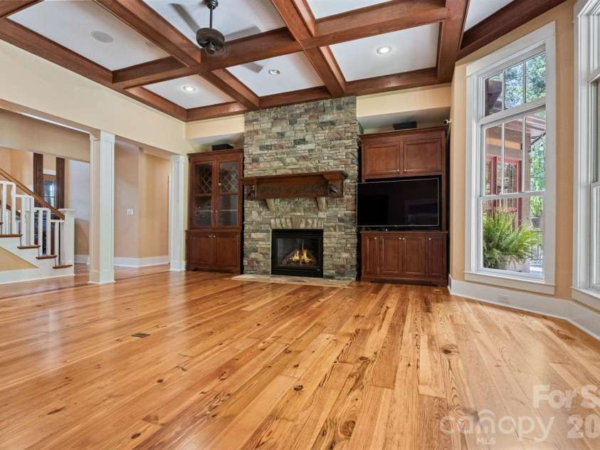 2748 Trent Drive, Conover, NC 28613.  MLS# CAR4417858, YatesRealty ID 47608. 