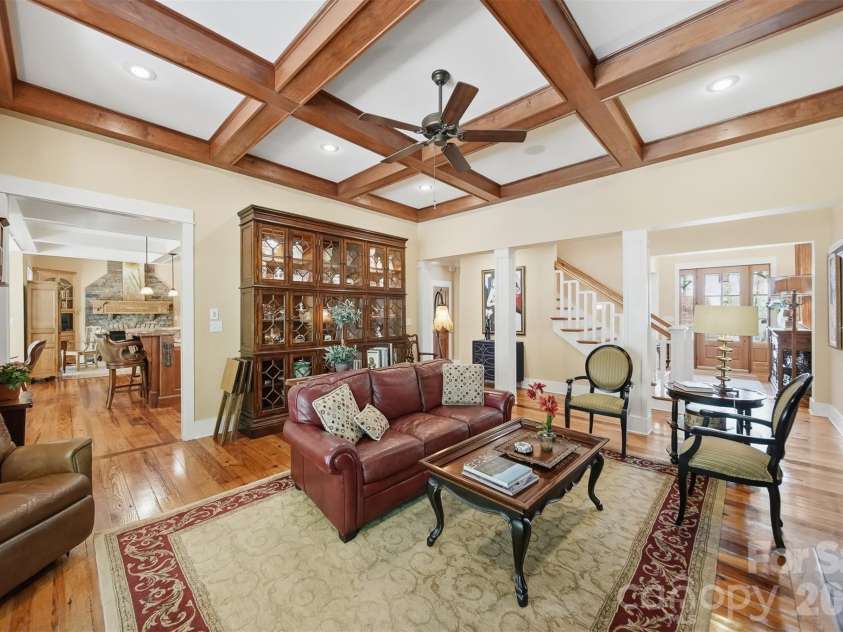 2748 Trent Drive, Conover, NC 28613.  MLS# CAR4417858, YatesRealty ID 47608. 