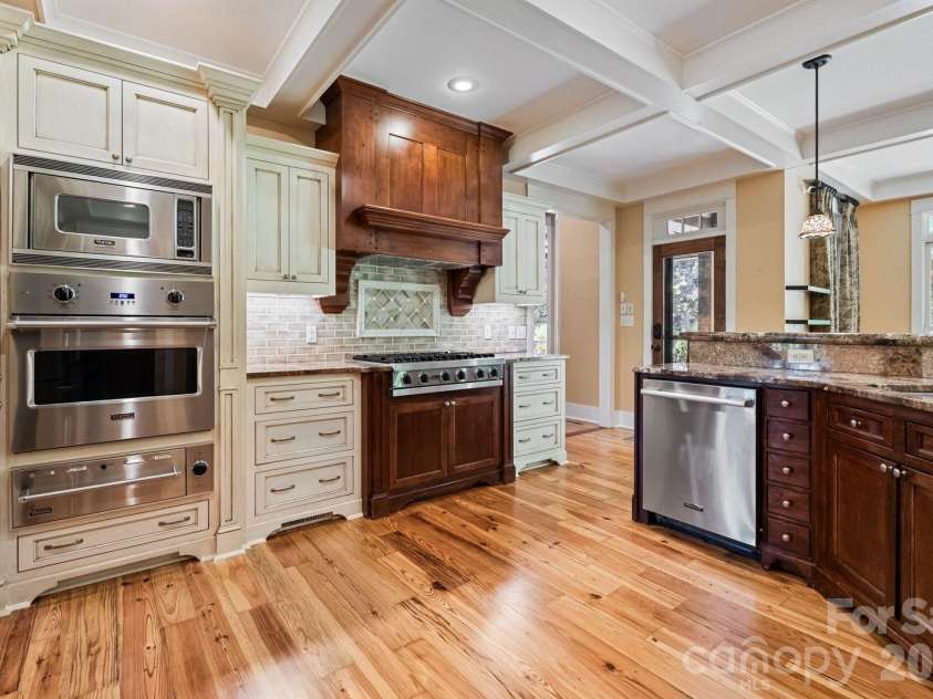 2748 Trent Drive, Conover, NC 28613.  MLS# CAR4417858, YatesRealty ID 47608. 