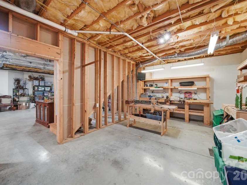 2748 Trent Drive, Conover, NC 28613.  MLS# CAR4417858, YatesRealty ID 47608. 