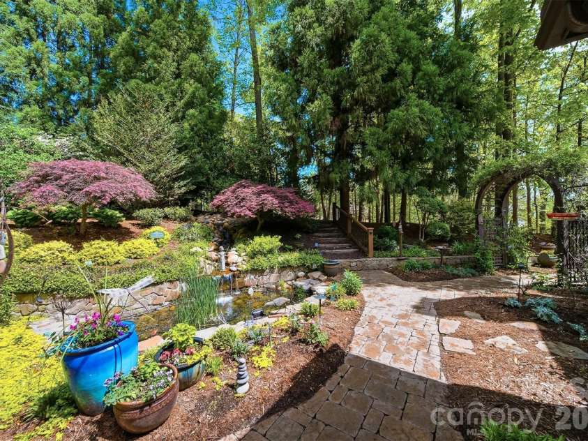 2748 Trent Drive, Conover, NC 28613.  MLS# CAR4417858, YatesRealty ID 47608. 