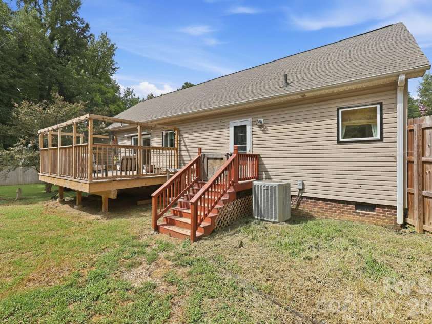 111 Linda Avenue, China Grove, NC 28023.  MLS# CAR4418883, YatesRealty ID 47609. 