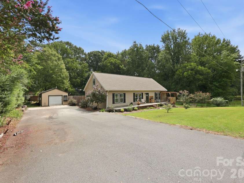 111 Linda Avenue, China Grove, NC 28023.  MLS# CAR4418883, YatesRealty ID 47609. 
