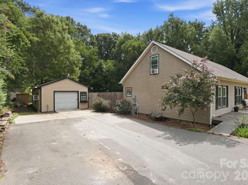 111 Linda Avenue, China Grove, NC 28023.  MLS# CAR4418883, YatesRealty ID 47609. 