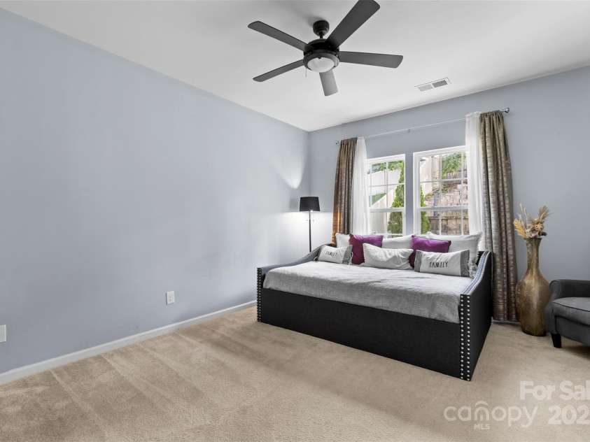11523 Warfield Avenue, Huntersville, NC 28078.  MLS# CAR4238987, YatesRealty ID 4761. 