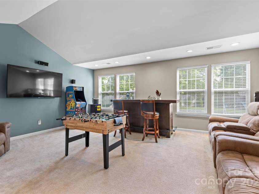 11523 Warfield Avenue, Huntersville, NC 28078.  MLS# CAR4238987, YatesRealty ID 4761. 