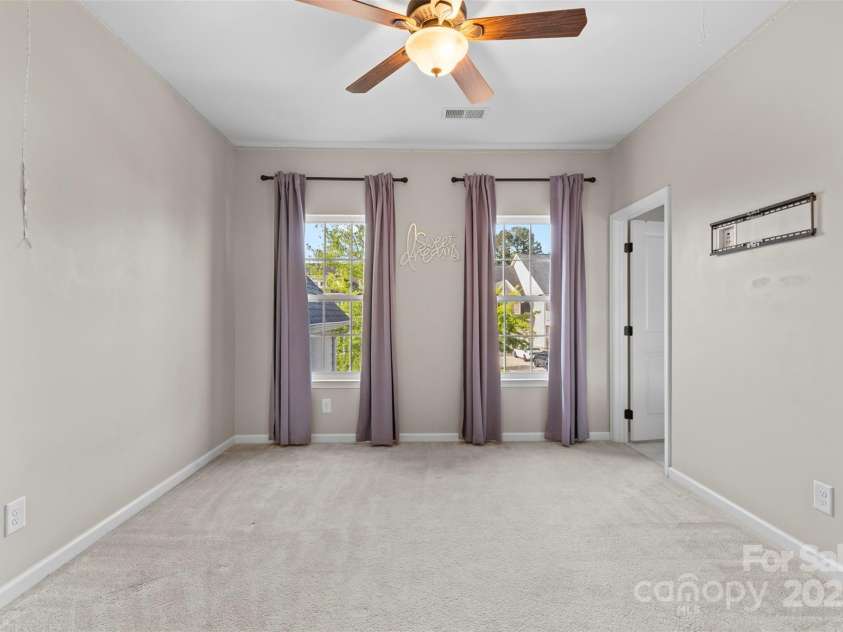 11523 Warfield Avenue, Huntersville, NC 28078.  MLS# CAR4238987, YatesRealty ID 4761. 