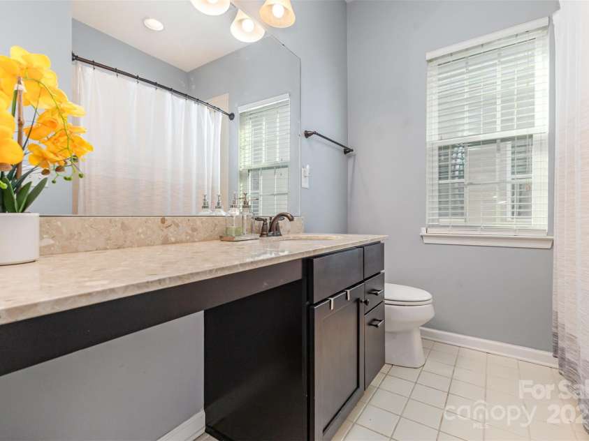 11523 Warfield Avenue, Huntersville, NC 28078.  MLS# CAR4330048, YatesRealty ID 4761. 