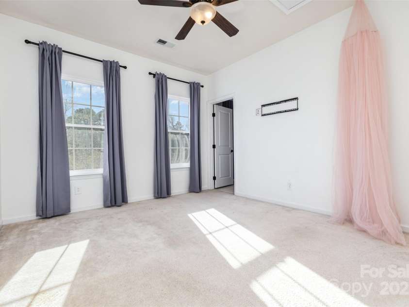 11523 Warfield Avenue, Huntersville, NC 28078.  MLS# CAR4330048, YatesRealty ID 4761. 