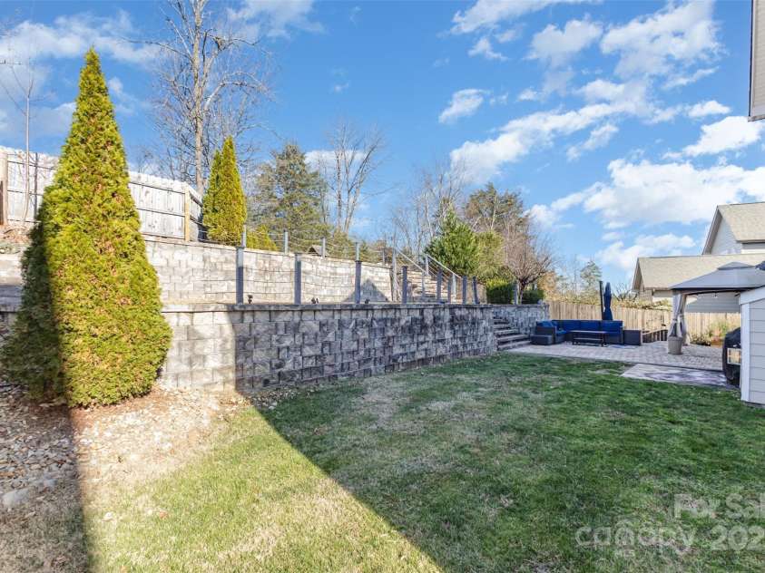 11523 Warfield Avenue, Huntersville, NC 28078.  MLS# CAR4330048, YatesRealty ID 4761. 