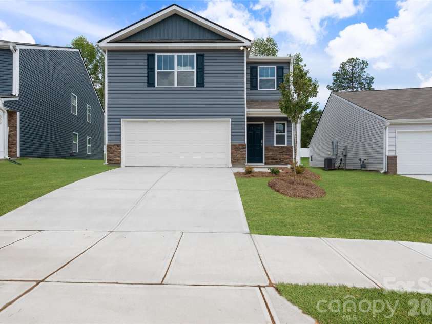 51 Caroline Valley Lane, Hendersonville, NC 28792.  MLS# CAR4335769, YatesRealty ID 4761. Photos are representative