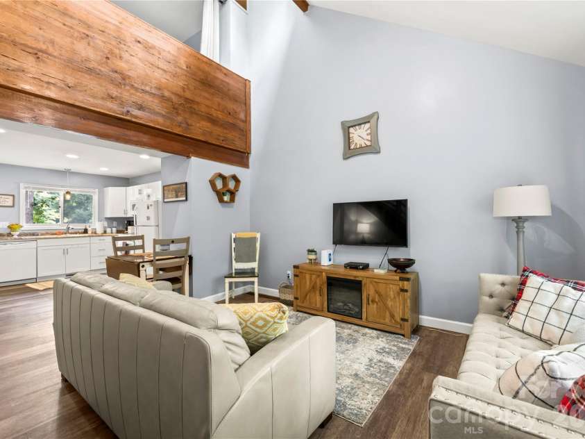 15 Garden Court, Fletcher, NC 28732.  MLS# CAR4417049, YatesRealty ID 47610. 