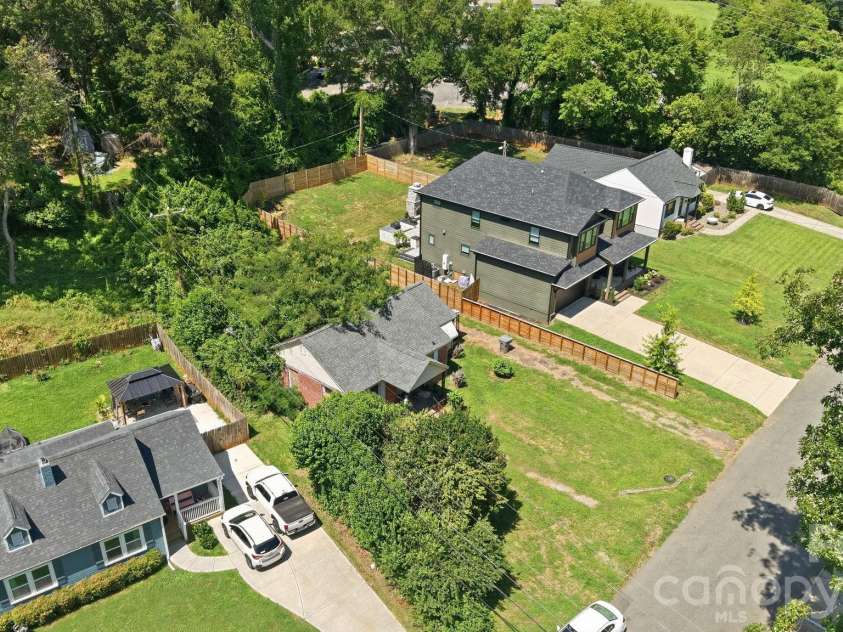 2840 Cowles Road, Charlotte, NC 28208.  MLS# CAR4418445, YatesRealty ID 47611. 