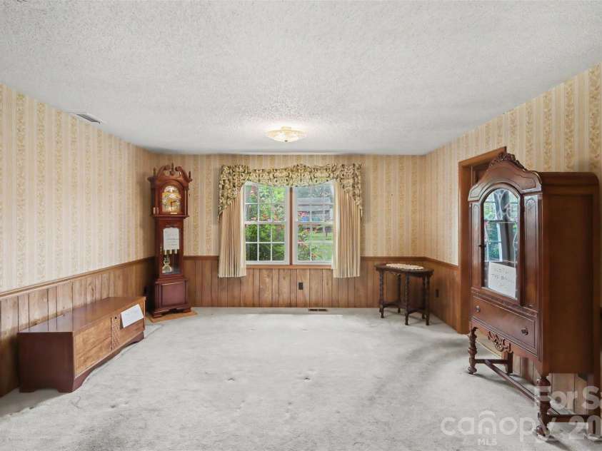 1018 Rembrandt Drive, Concord, NC 28027.  MLS# CAR4419288, YatesRealty ID 47612. 