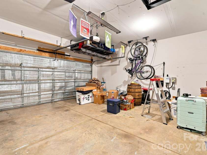 3610 Dolly Madison Road, Charlotte, NC 28208.  MLS# CAR4419185, YatesRealty ID 47622. Ample storage in 2 car garage