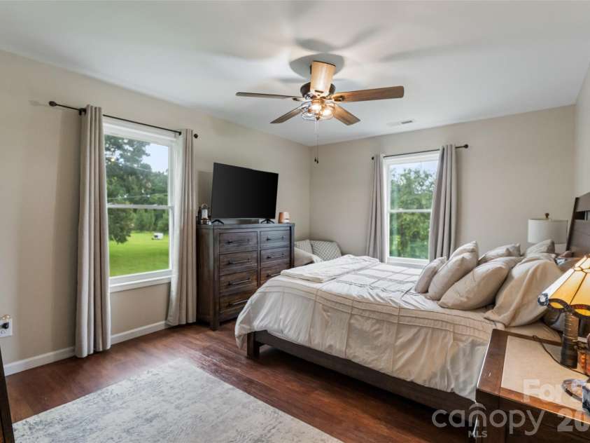 6060 Lineberger Road, Sherrills Ford, NC 28673.  MLS# CAR4418055, YatesRealty ID 47624. 
