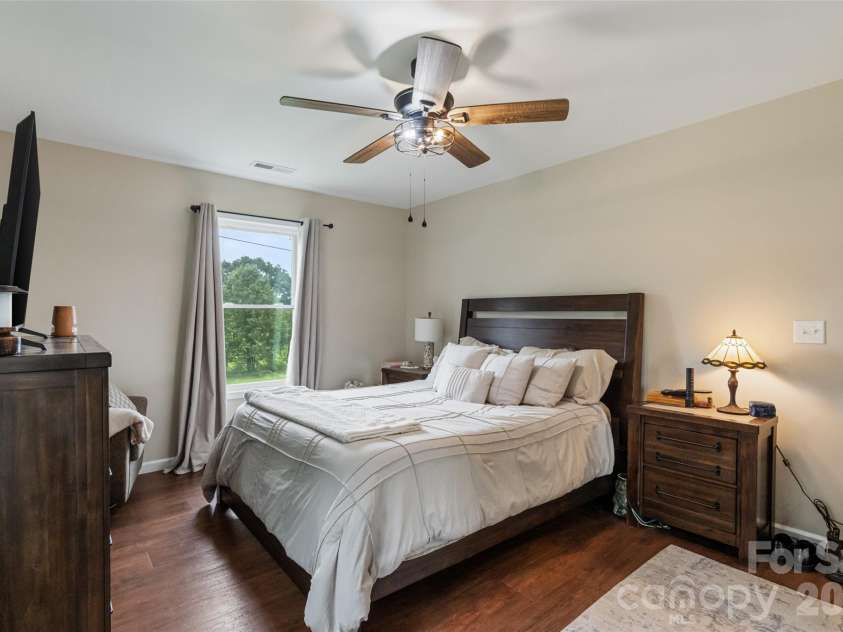 6060 Lineberger Road, Sherrills Ford, NC 28673.  MLS# CAR4418055, YatesRealty ID 47624. 