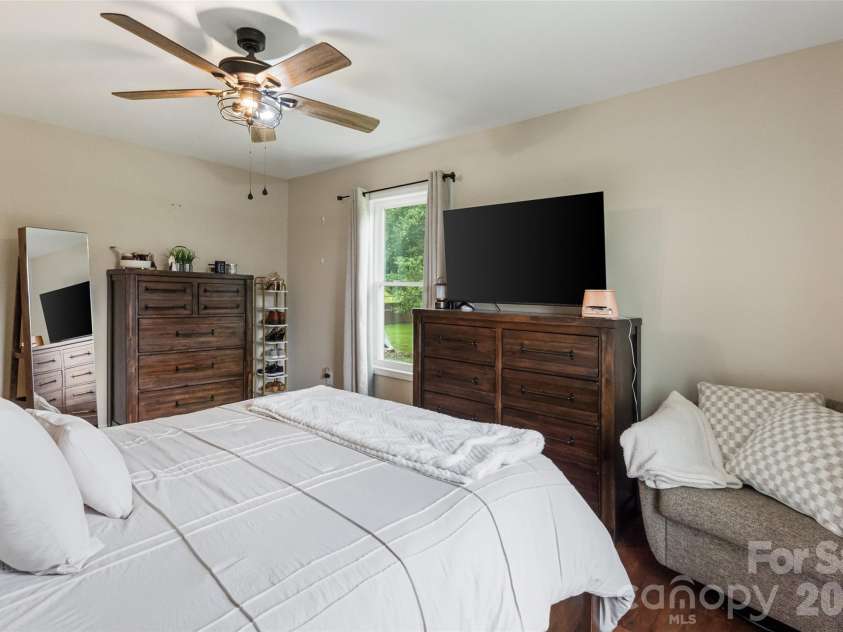 6060 Lineberger Road, Sherrills Ford, NC 28673.  MLS# CAR4418055, YatesRealty ID 47624. 