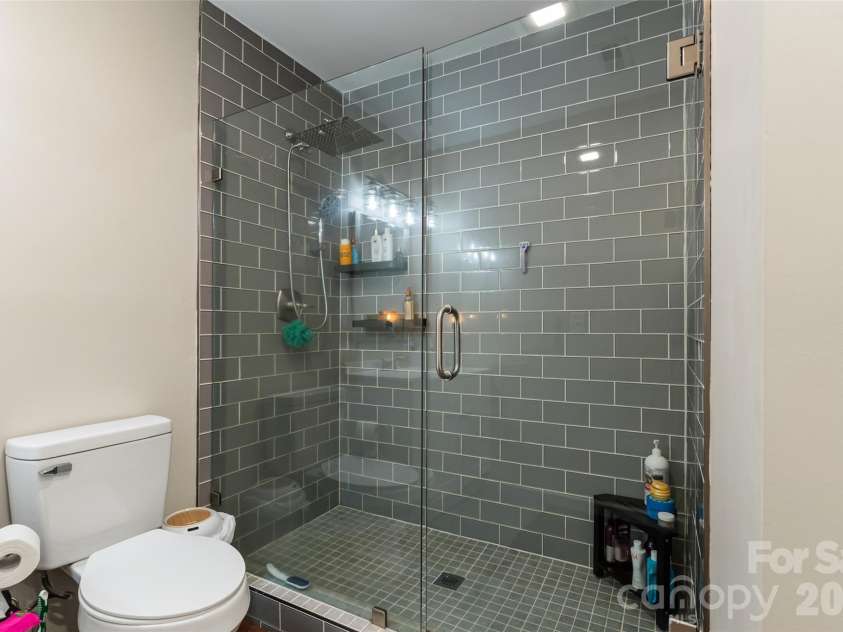 6060 Lineberger Road, Sherrills Ford, NC 28673.  MLS# CAR4418055, YatesRealty ID 47624. 