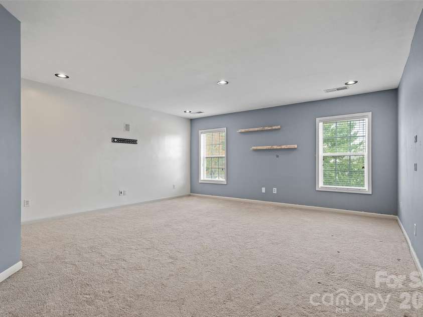 10515 Greenhead View Road, Charlotte, NC 28262.  MLS# CAR4406511, YatesRealty ID 47626. 