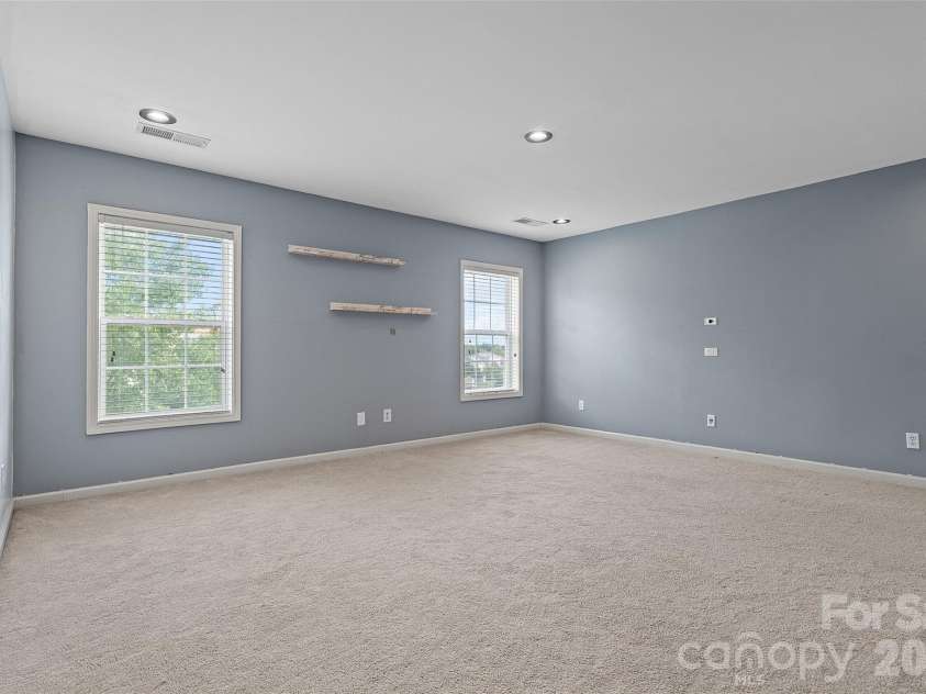 10515 Greenhead View Road, Charlotte, NC 28262.  MLS# CAR4406511, YatesRealty ID 47626. 