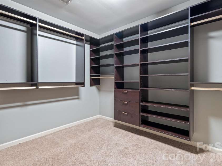 10515 Greenhead View Road, Charlotte, NC 28262.  MLS# CAR4406511, YatesRealty ID 47626. 