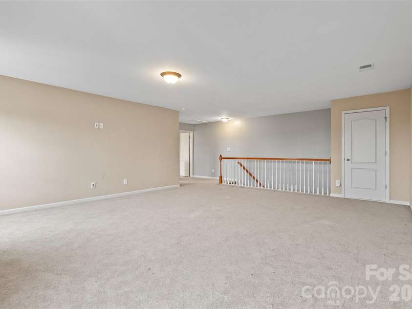 10515 Greenhead View Road, Charlotte, NC 28262.  MLS# CAR4406511, YatesRealty ID 47626. 