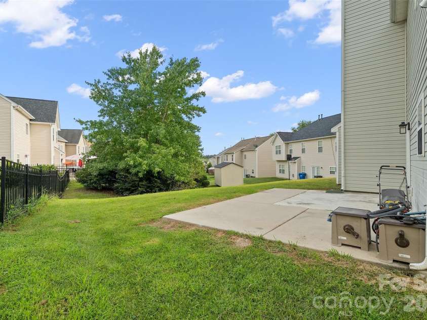10515 Greenhead View Road, Charlotte, NC 28262.  MLS# CAR4406511, YatesRealty ID 47626. 