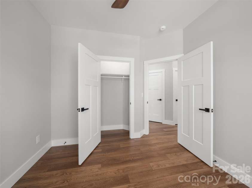 42 Summit Avenue, Brevard, NC 28712.  MLS# CAR4418916, YatesRealty ID 47627. 