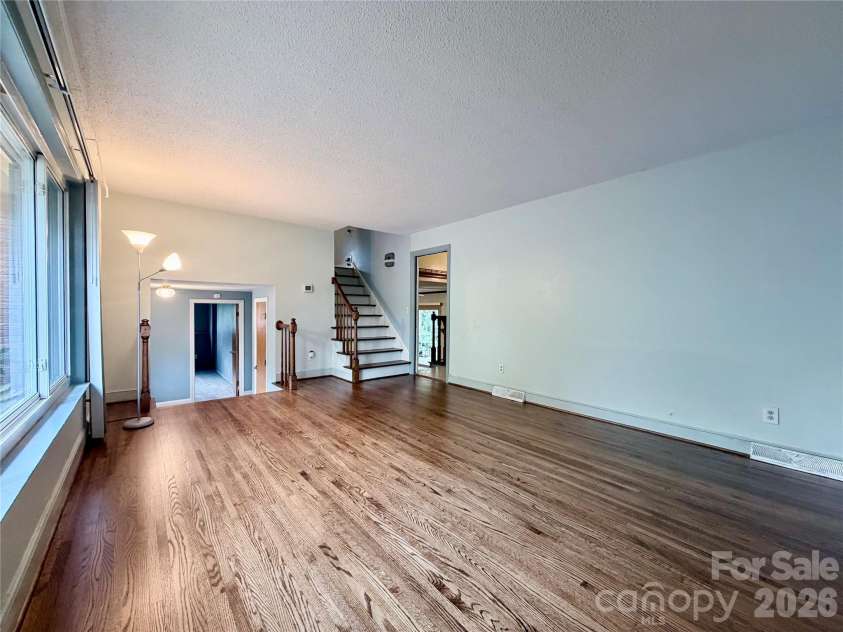 4819 Carousel Drive, Charlotte, NC 28212.  MLS# CAR4419426, YatesRealty ID 47628. 