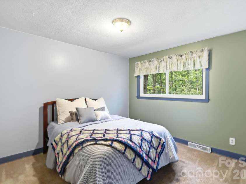 4819 Carousel Drive, Charlotte, NC 28212.  MLS# CAR4419426, YatesRealty ID 47628. Bedroom 3