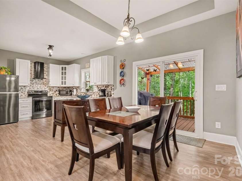 1042 Rosewood Drive, Dallas, NC 28034.  MLS# CAR4417787, YatesRealty ID 47629. 