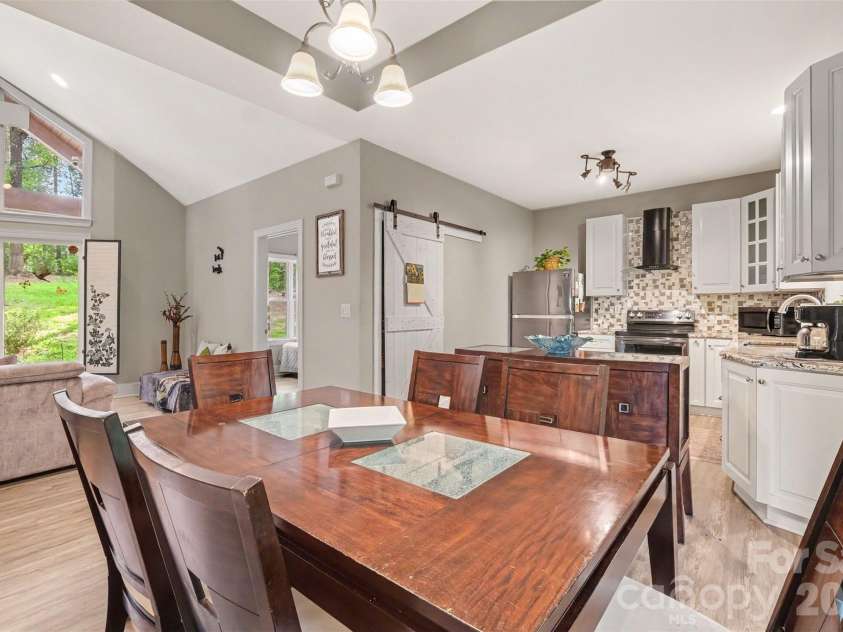 1042 Rosewood Drive, Dallas, NC 28034.  MLS# CAR4417787, YatesRealty ID 47629. 