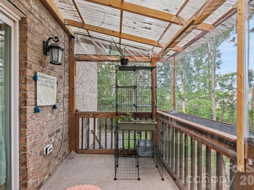 1042 Rosewood Drive, Dallas, NC 28034.  MLS# CAR4417787, YatesRealty ID 47629. 
