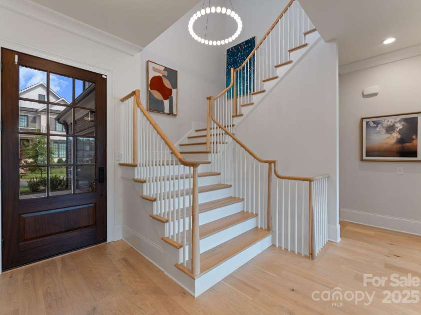 3011 Ella Katherine Way, Charlotte, NC 28210.  MLS# CAR4312353, YatesRealty ID 4763. The open floor plan lets in lots of natural light.