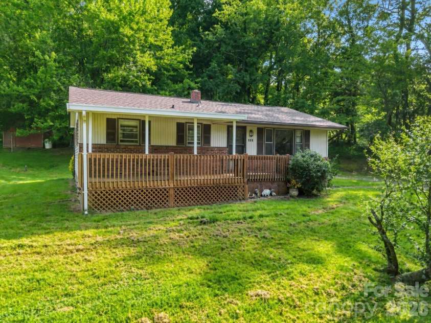 375 Bee Tree Road, Swannanoa, NC 28778.  MLS# CAR4419136, YatesRealty ID 47630. 