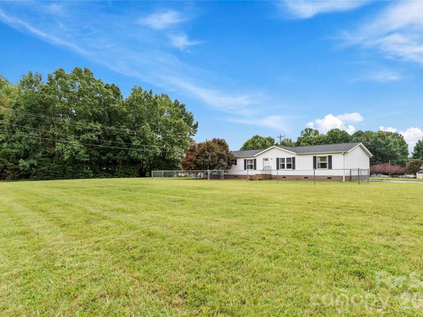 2167 US Highway 64 None, Mocksville, NC 27028.  MLS# CAR4419119, YatesRealty ID 47631. 