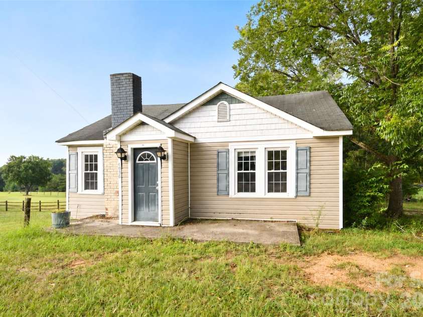 4036 US Highway 601 Highway, Concord, NC 28025.  MLS# CAR4419456, YatesRealty ID 47632. 