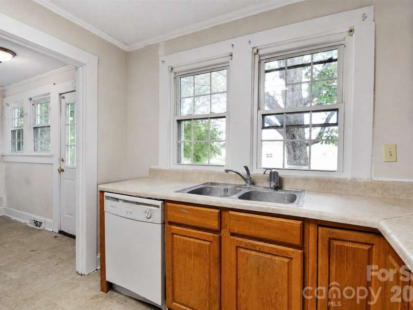 4036 US Highway 601 Highway, Concord, NC 28025.  MLS# CAR4419456, YatesRealty ID 47632. 