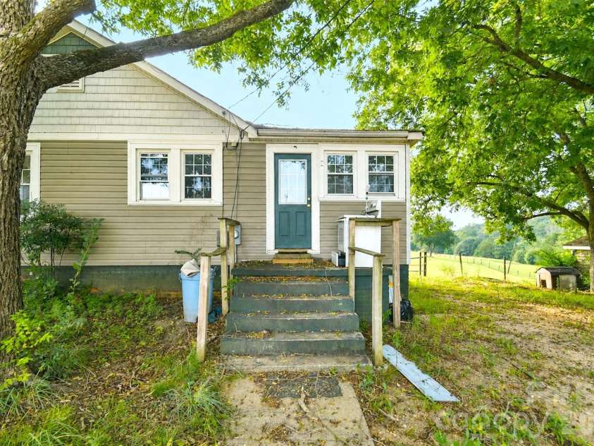 4036 US Highway 601 Highway, Concord, NC 28025.  MLS# CAR4419456, YatesRealty ID 47632. 