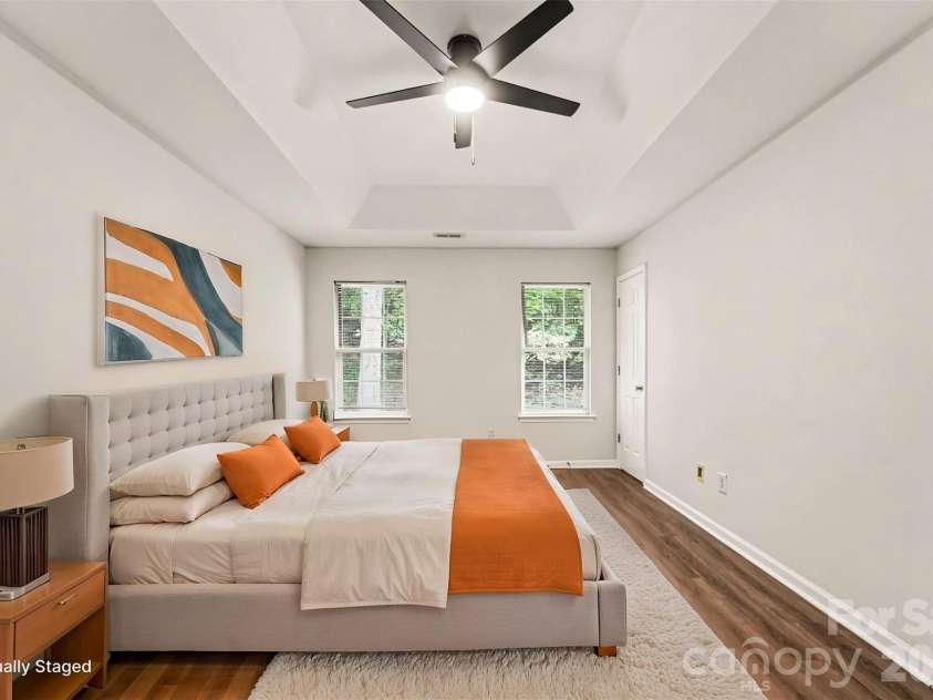 10104 Rockwood Road, Charlotte, NC 28215.  MLS# CAR4419415, YatesRealty ID 47633. 