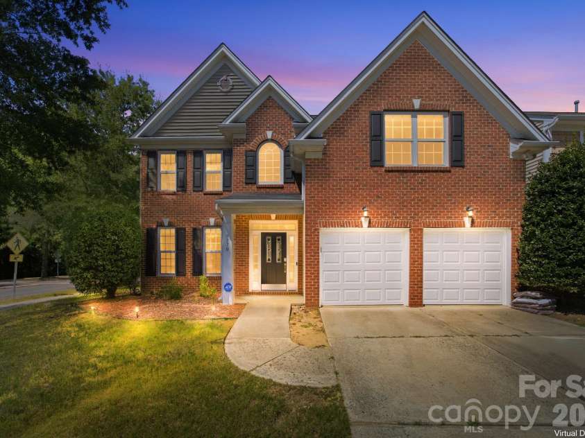 9770 Turning Wheel Drive, Charlotte, NC 28214.  MLS# CAR4418551, YatesRealty ID 47634. 