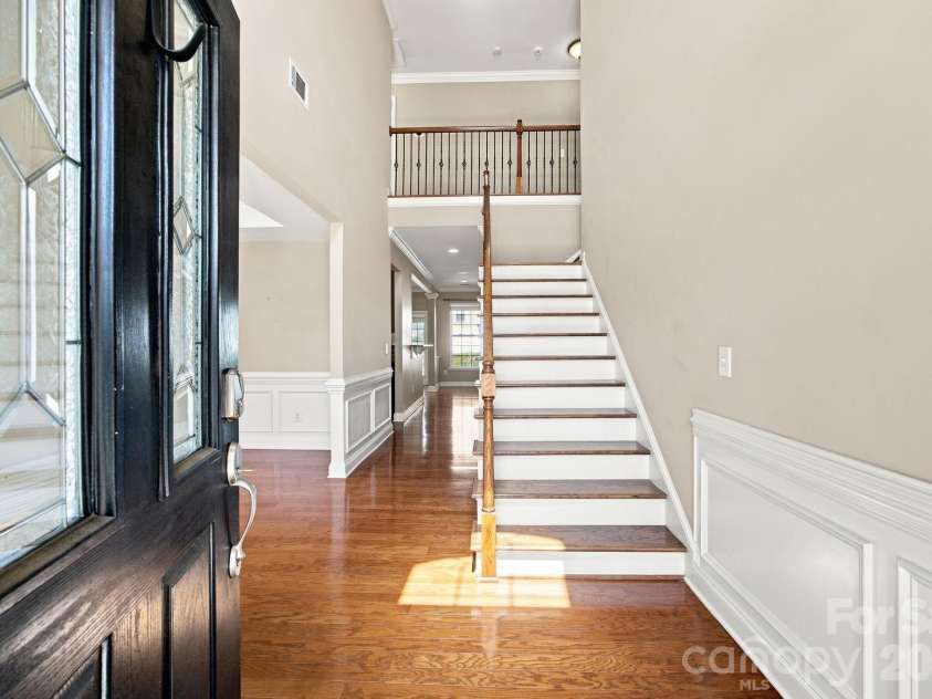 9770 Turning Wheel Drive, Charlotte, NC 28214.  MLS# CAR4418551, YatesRealty ID 47634. 