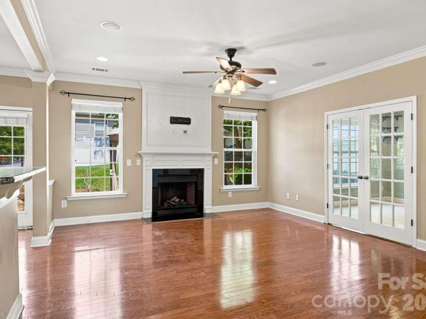 9770 Turning Wheel Drive, Charlotte, NC 28214.  MLS# CAR4418551, YatesRealty ID 47634. 