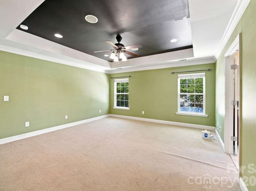 9770 Turning Wheel Drive, Charlotte, NC 28214.  MLS# CAR4418551, YatesRealty ID 47634. 
