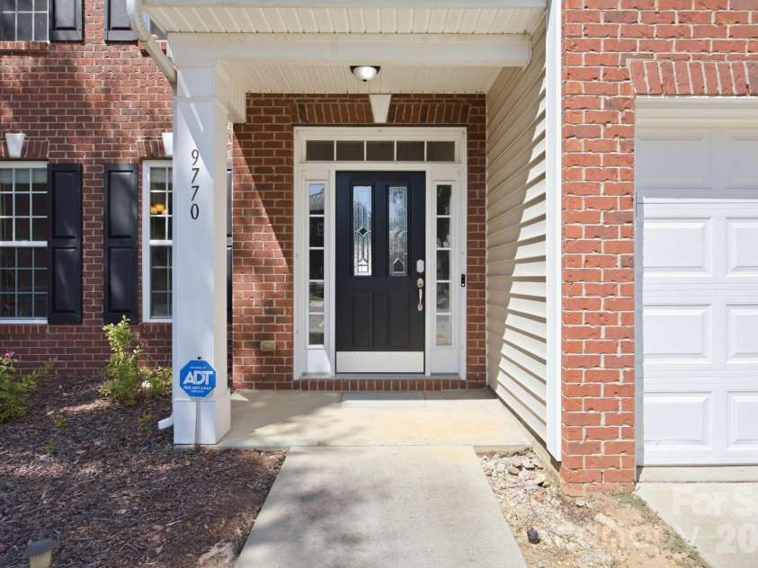 9770 Turning Wheel Drive, Charlotte, NC 28214.  MLS# CAR4418551, YatesRealty ID 47634. 