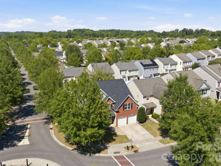 9770 Turning Wheel Drive, Charlotte, NC 28214.  MLS# CAR4418551, YatesRealty ID 47634. 