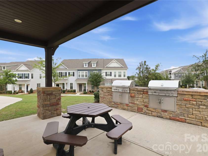 2327 Mount Harmony Ch Road, Matthews, NC 28104.  MLS# CAR4418796, YatesRealty ID 47635. Grills for everyone to use