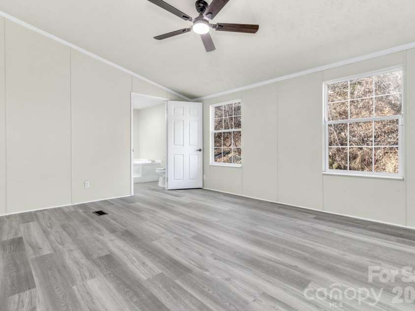 30 Pinners Cove Road, Asheville, NC 28803.  MLS# CAR4419302, YatesRealty ID 47636. 